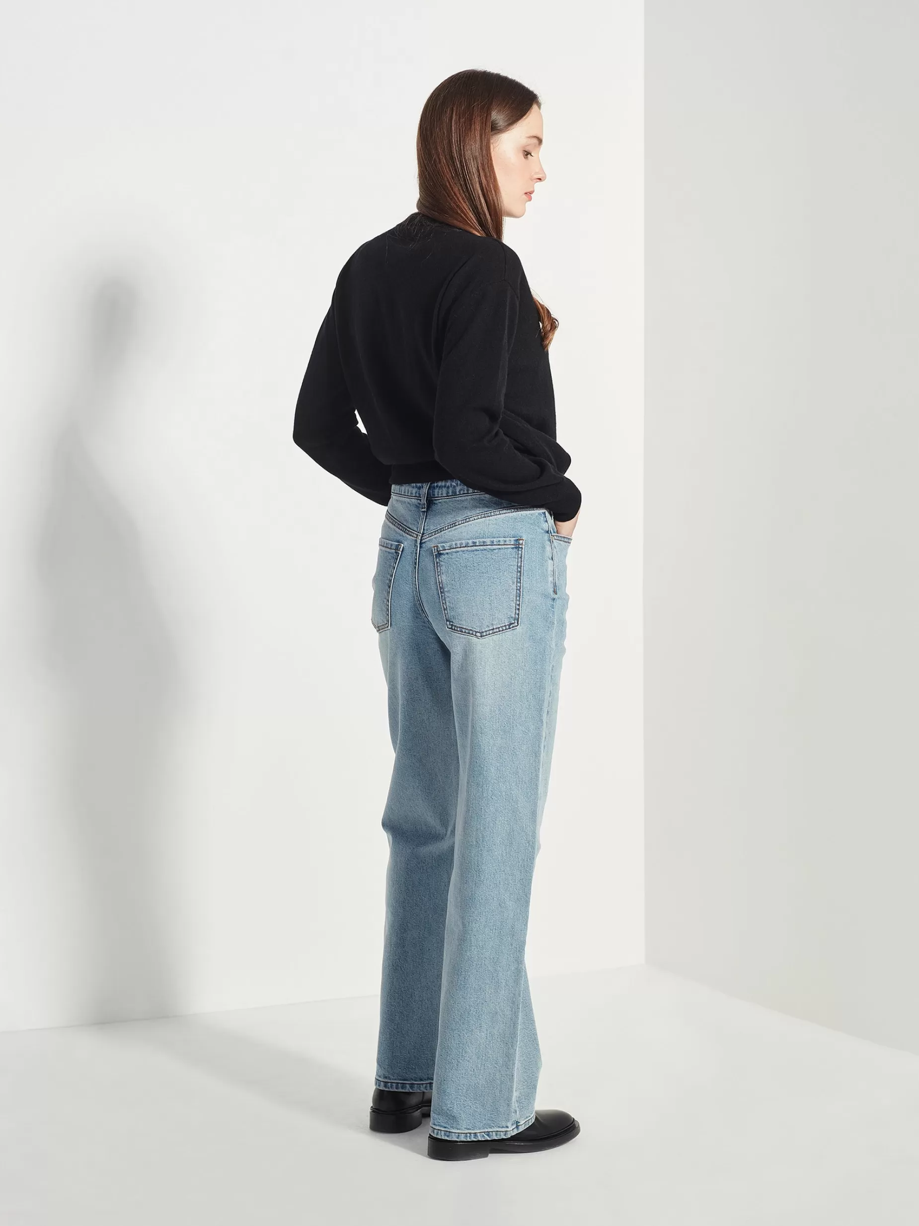 casey_crew_cashmere_2.webp Women Juliette Hogan Casey Crew Cashmere