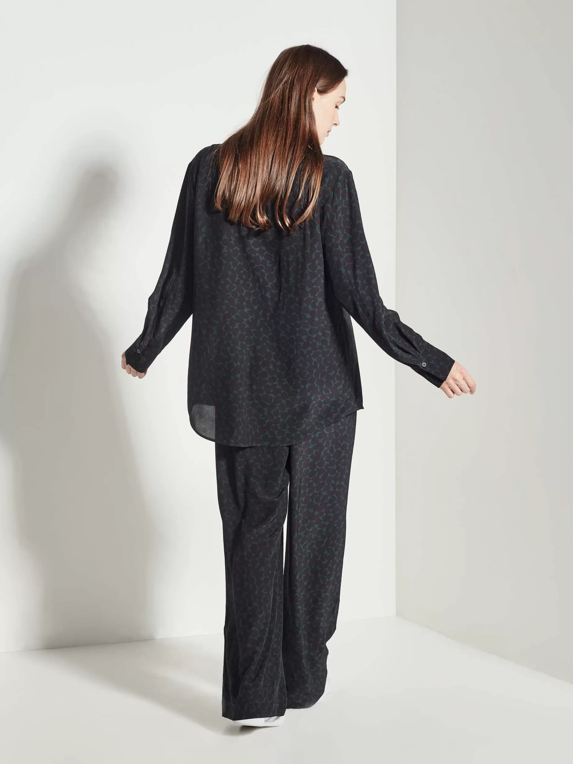 essa_shirt_gem_viscose_cdc_4.webp Women Juliette Hogan Essa Shirt Gem Viscose Cdc