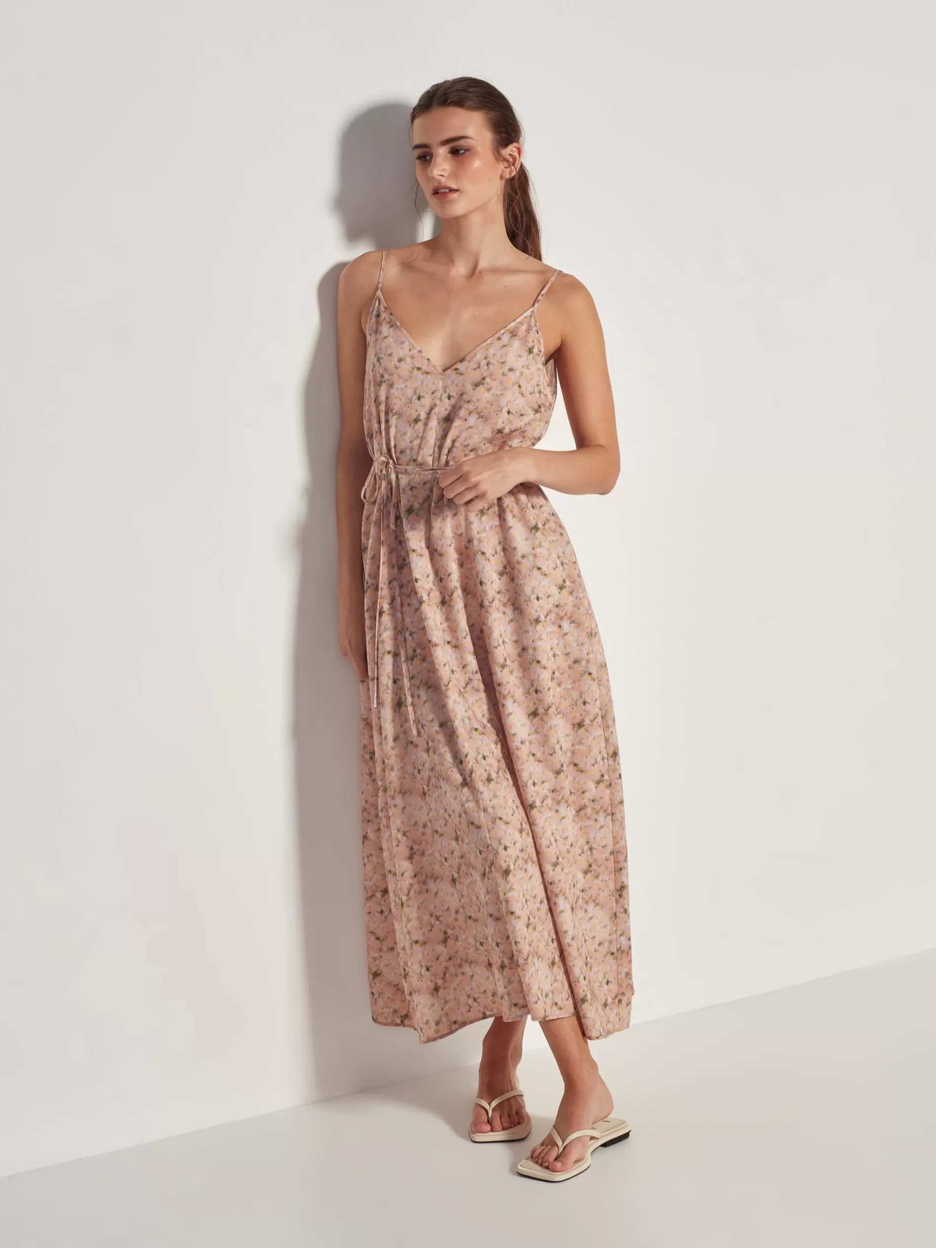 fall_slip_daisy_field_cotton_4.webp Women Juliette Hogan Fall Slip Daisy Field Cotton