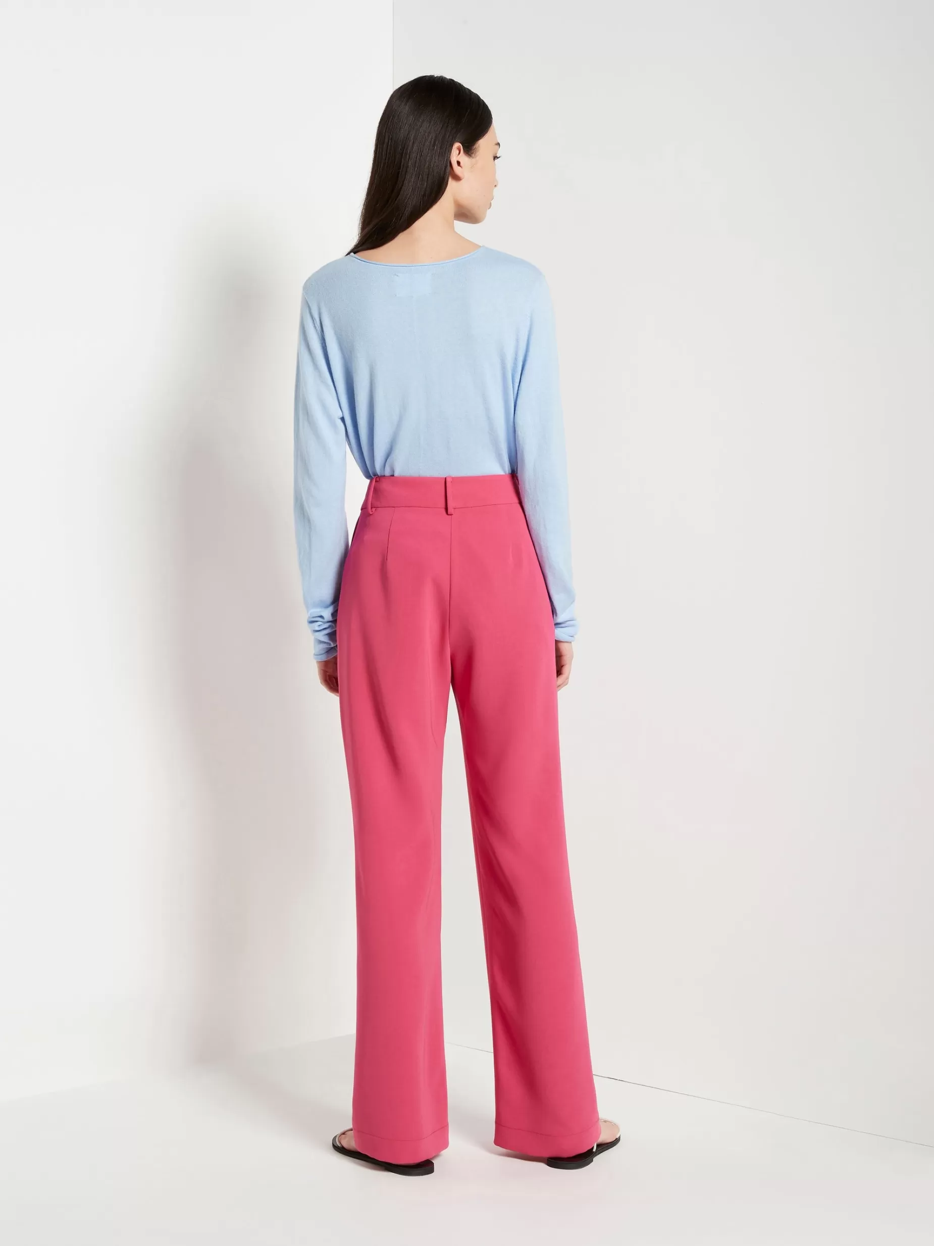 jhl_crew_ls_t_fine_cotton_cashmere_3-12.webp Women Juliette Hogan Jhl Crew L/S T Fine Cotton Cashmere