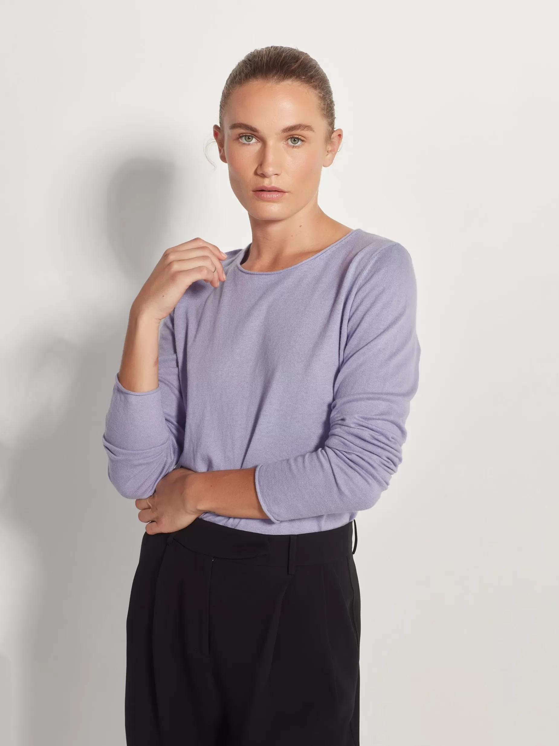 jhl_crew_ls_t_fine_cotton_cashmere_3-7.webp Women Juliette Hogan Jhl Crew L/S T Fine Cotton Cashmere