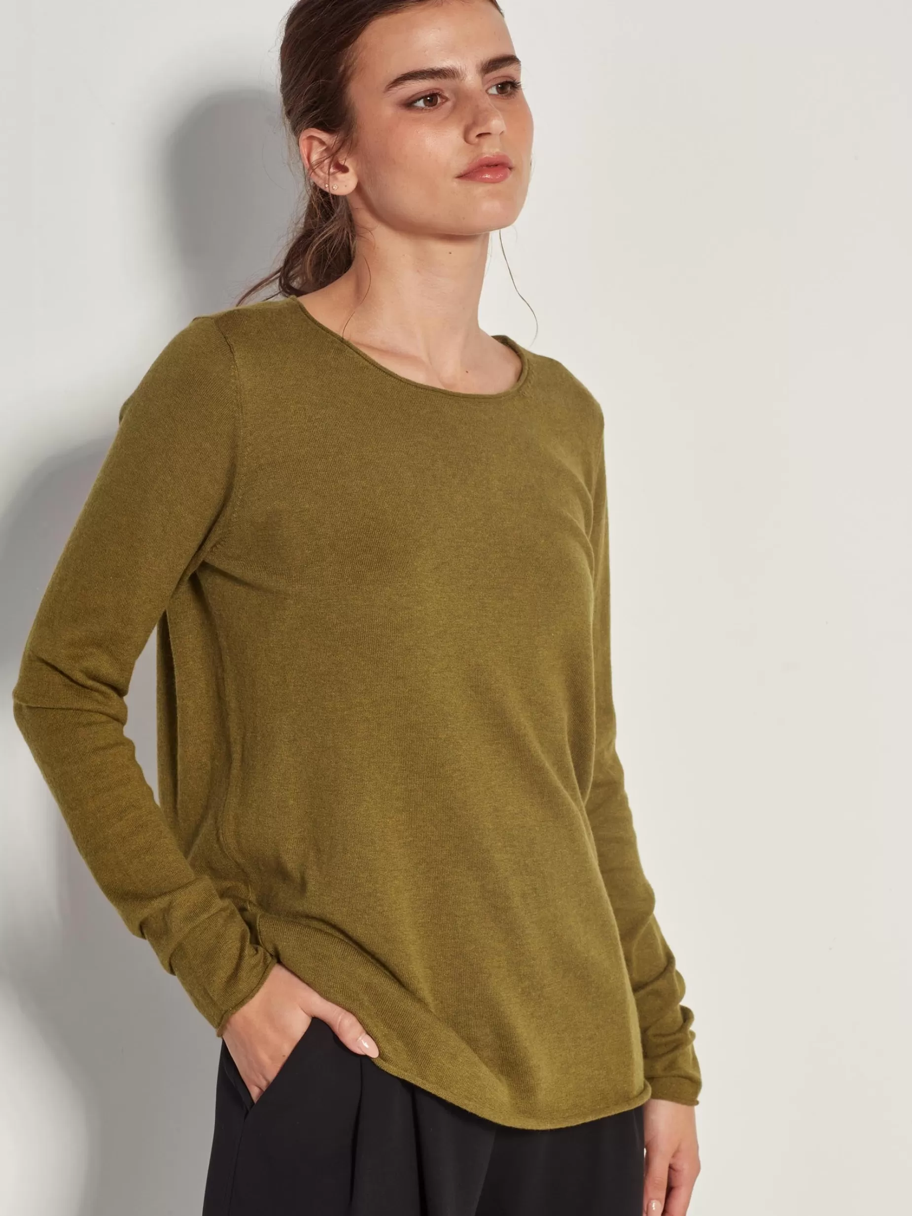 jhl_crew_ls_t_fine_cotton_cashmere_4-1.webp Women Juliette Hogan Jhl Crew L/S T Fine Cotton Cashmere