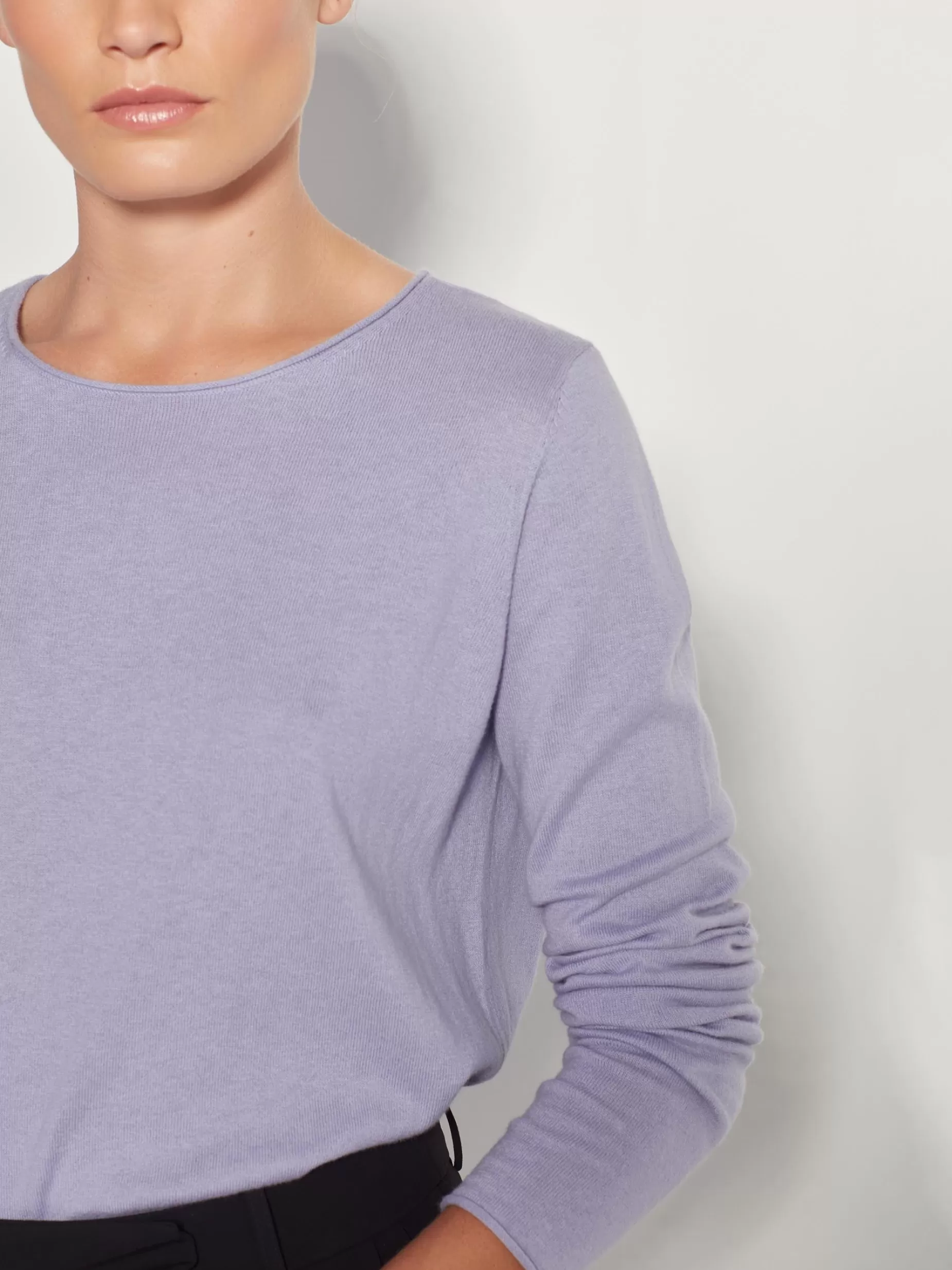 jhl_crew_ls_t_fine_cotton_cashmere_4-2.webp Women Juliette Hogan Jhl Crew L/S T Fine Cotton Cashmere