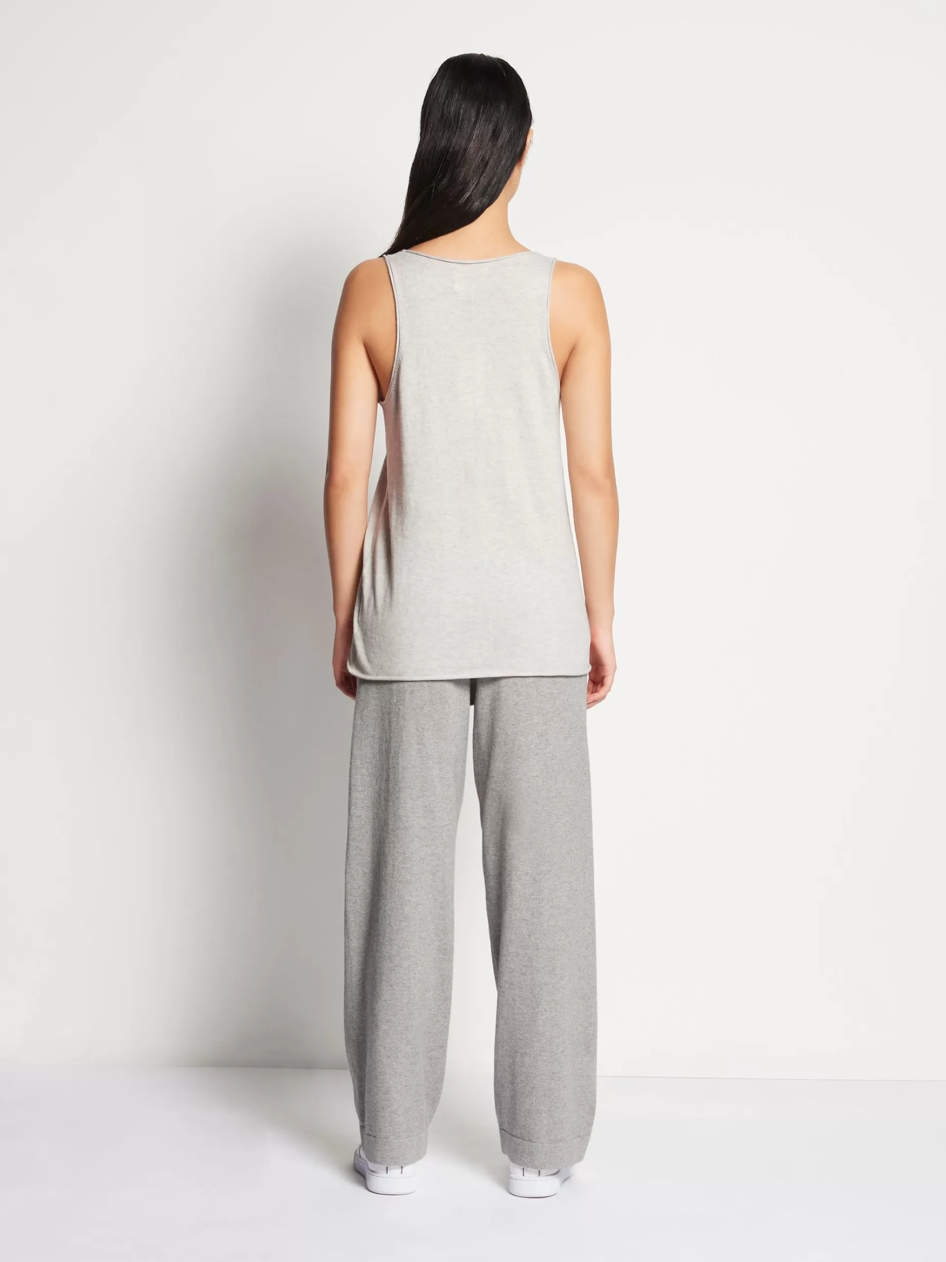 jhl_tank_fine_cotton_cashmere_3-5.webp Women Juliette Hogan Jhl Tank Fine Cotton Cashmere