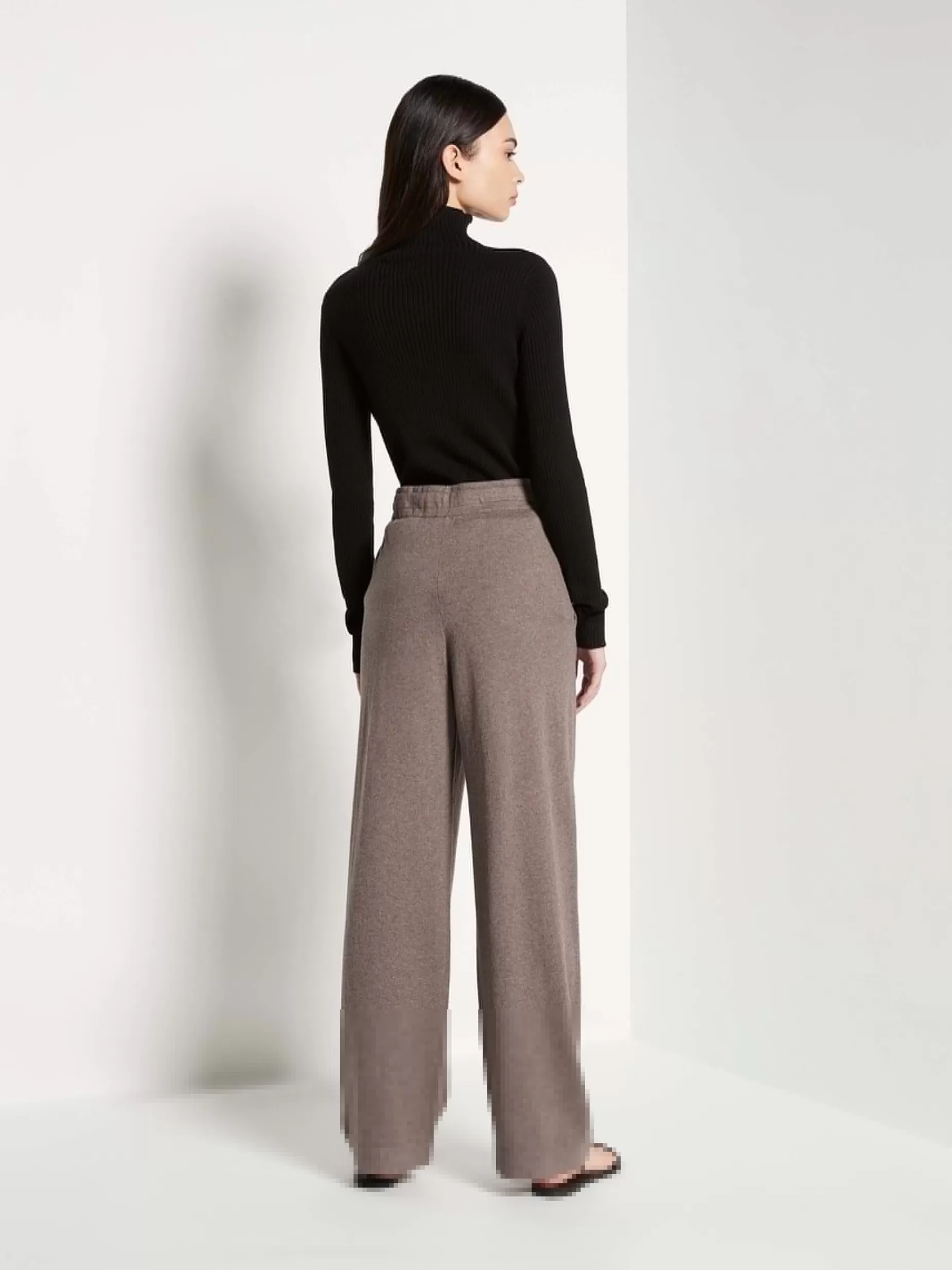 jhl_wide_trackpant_cotton_cashmere_3-4.webp Women Juliette Hogan Jhl Wide Trackpant Cotton Cashmere