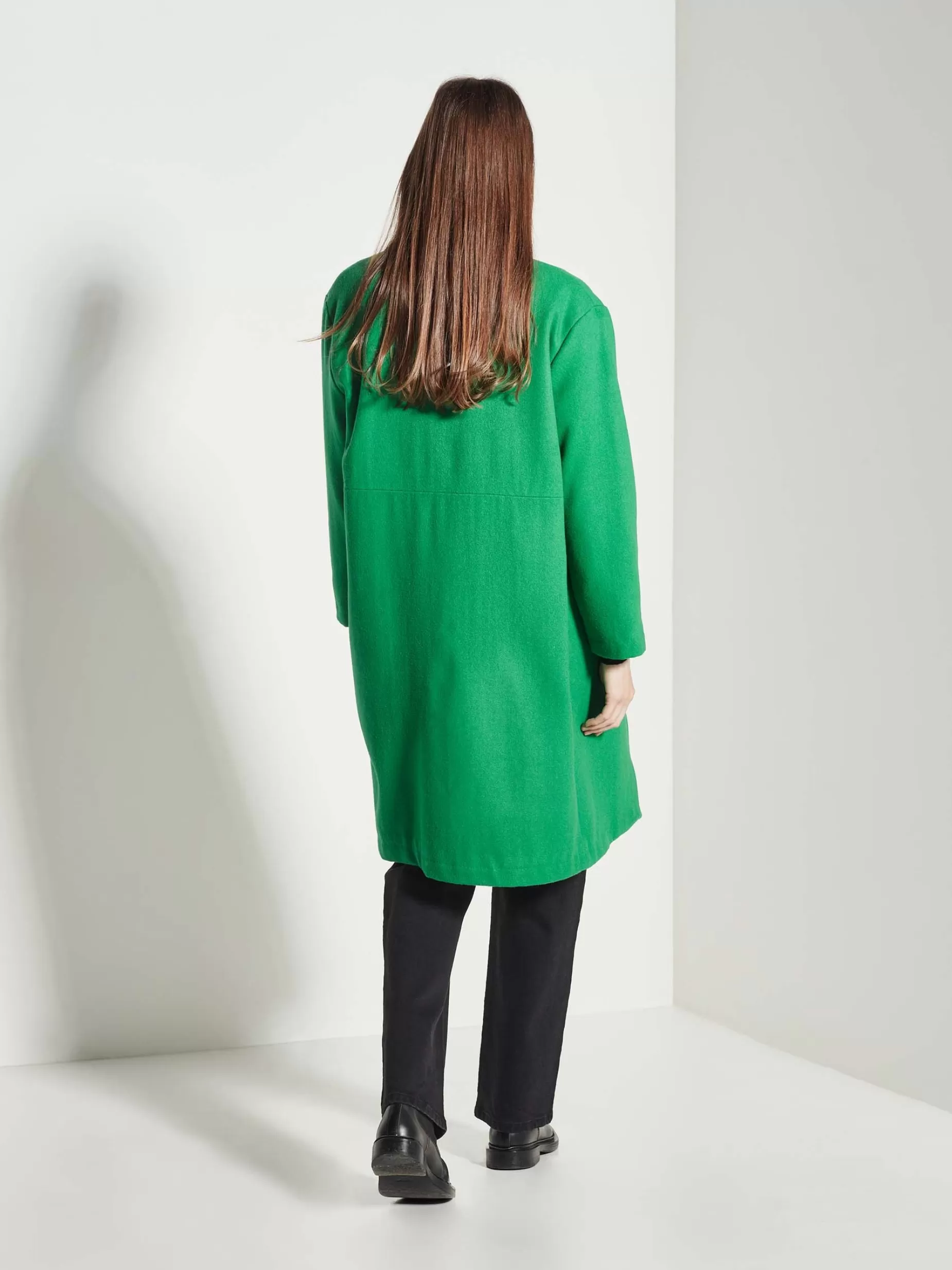 mayfair_coat_winter_coating_2.webp Women Juliette Hogan Mayfair Coat Winter Coating