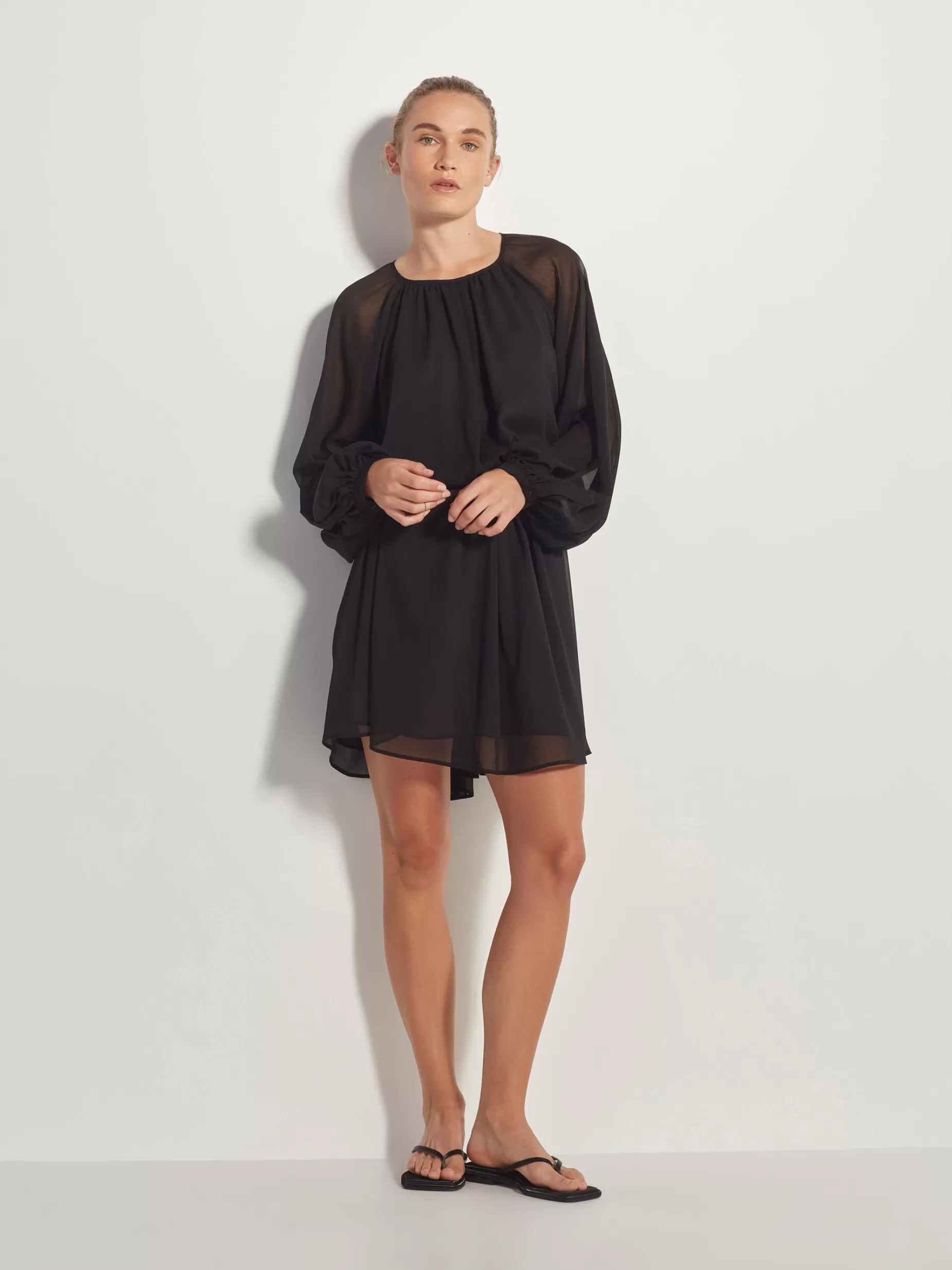 olly_dress_crinkle_chiffon_4.webp Women Juliette Hogan Olly Dress Crinkle Chiffon